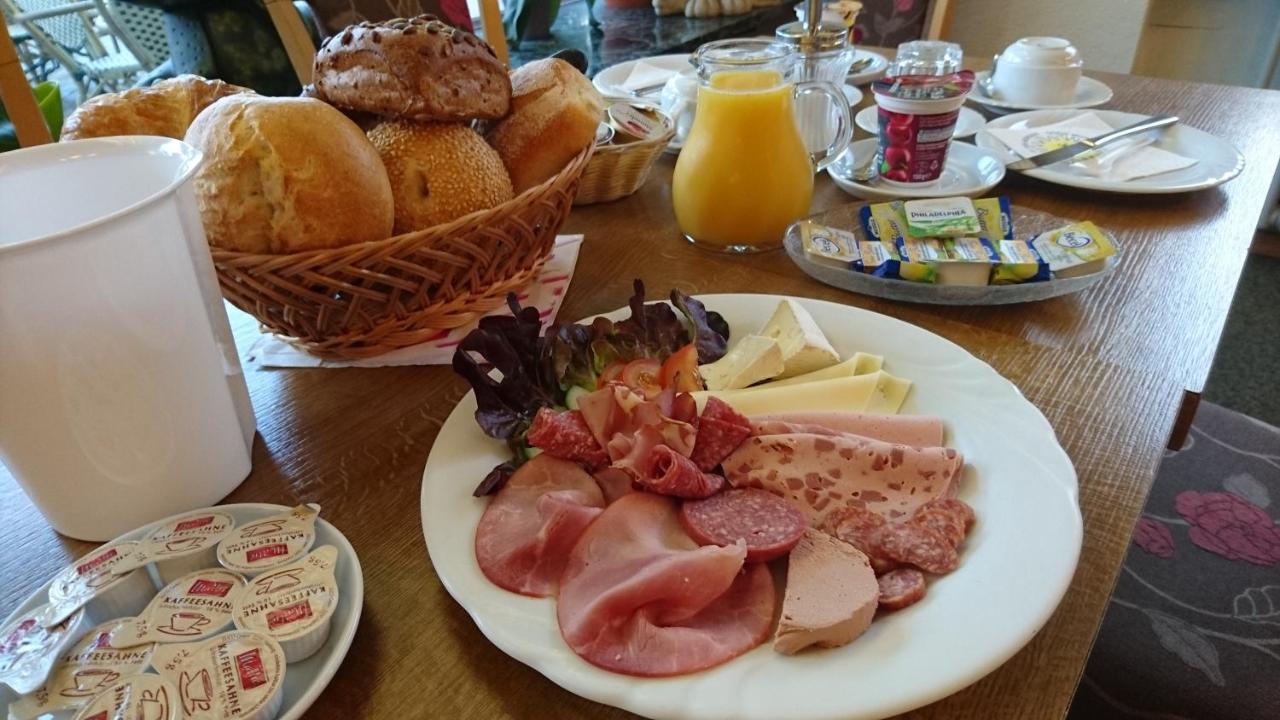 Gästehaus Café Heck Titisee Exterior foto